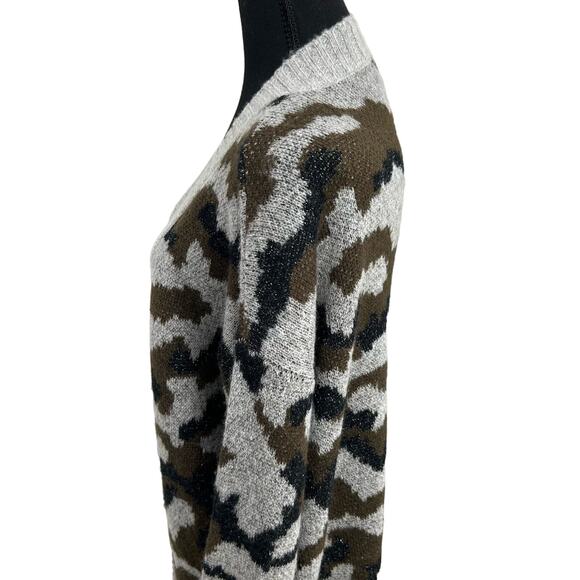 Cotton Patch Grey Green Camo Print Cardigan Sweater Medium - Picture 3 of 4